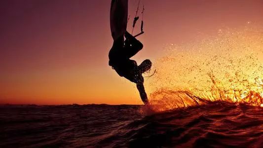 怎么能让自己变得灵活 f695cc6d3b1149fcad42e894f100530b.jpeg