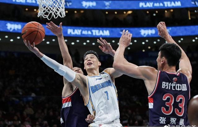 NBA季中年夜买卖清点! 张伯伦回家湖人捡状元