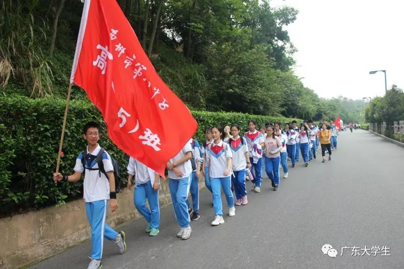 这20个惠州学校校服最好看!有你的学校吗?