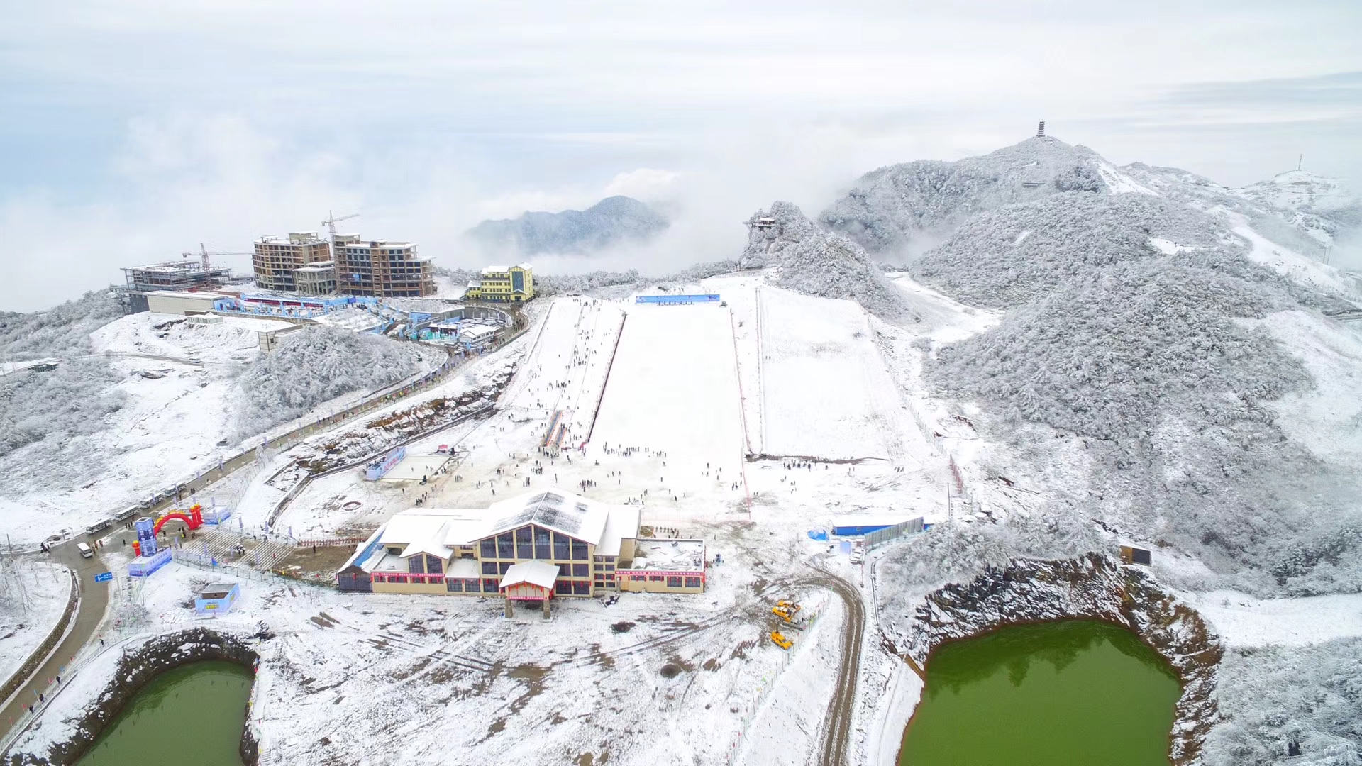 惊喜一:半价优惠 #巴山大峡谷景区内大象洞,桃溪谷,罗盘顶门票及