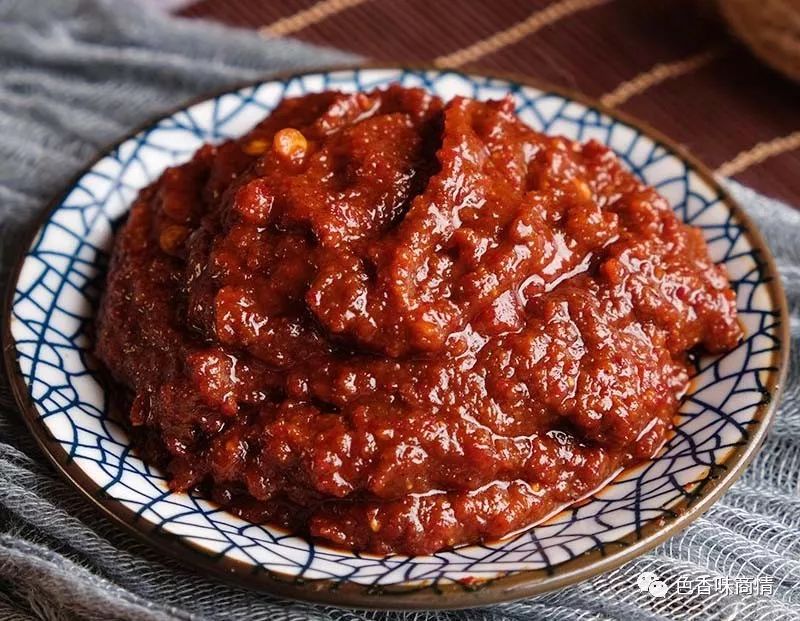 曾庆伟谈吃麦酱烧肉嗅麦香