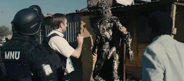 彗星来的那一夜电影好看吗 a4b8d0f9544a417a93e4abb55875f20d.jpeg