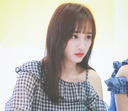 SNH48黄婷婷发文解约,微博大号被收回,小号莫名其妙被封禁 作者: 来源:金牌娱乐 SNH48黄婷婷发文解约,微博大号被收回,小号莫名其妙被封禁 作者: 来源:金牌娱乐