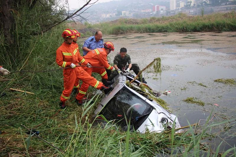 警示榆林交警曝光8起较大道路交通事故典型案例