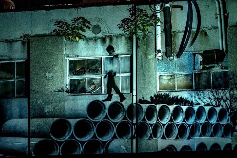 身体访问计划 | 周书毅:在空坏的城市、无用的土