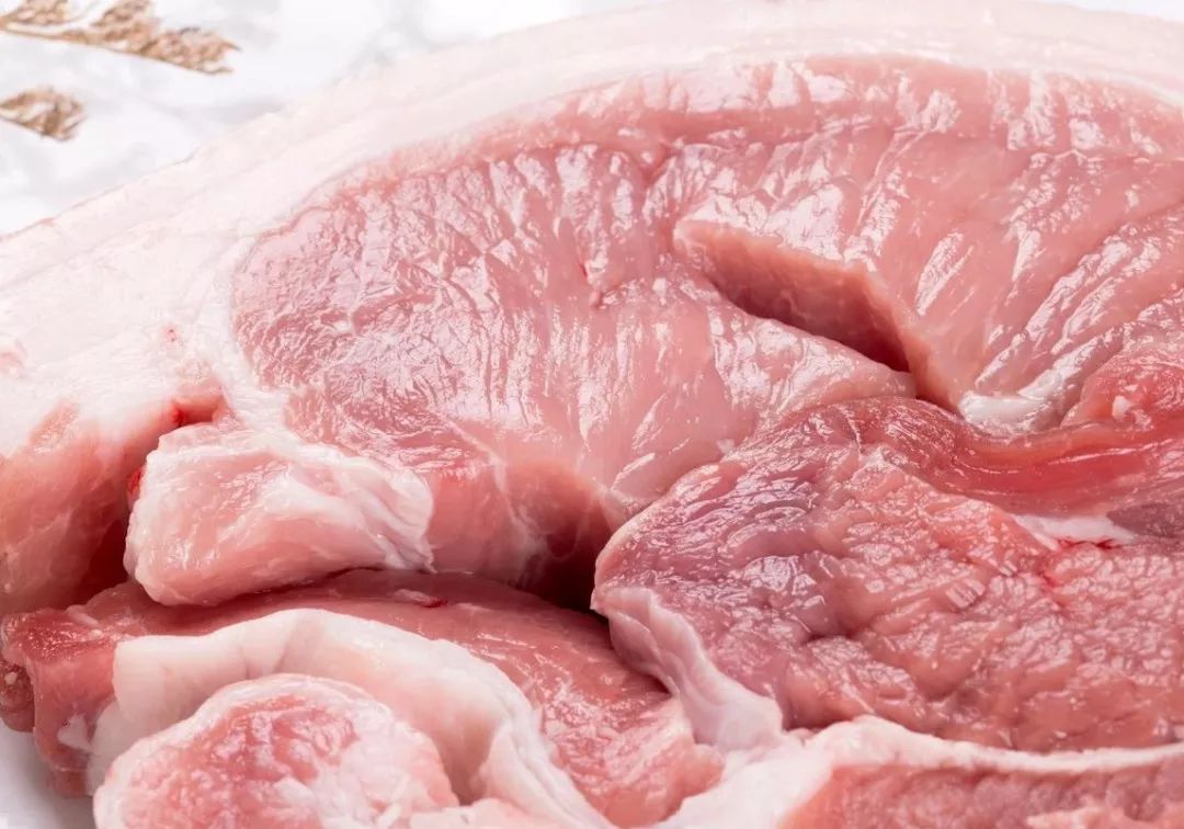 11000吨储备冻猪肉上市