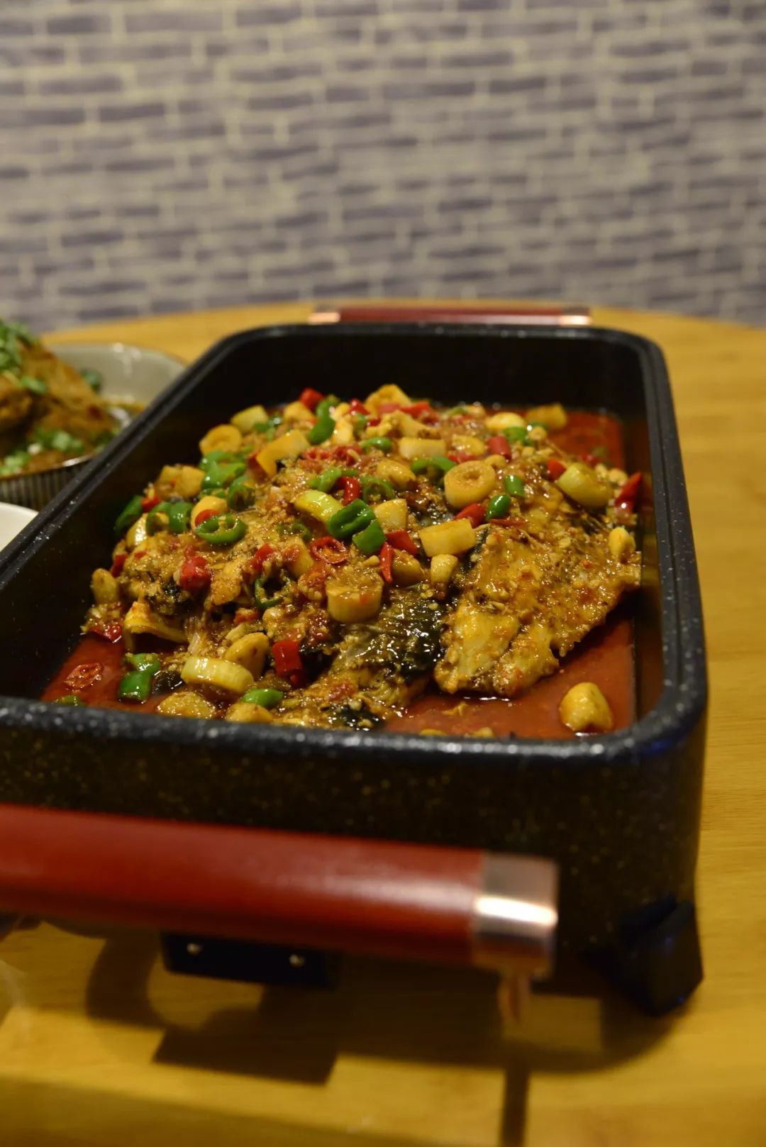 烤全鱼|新增几款特色干锅，巴适！【美食】九襄公园壹号“一城一味烤鱼”有新动作