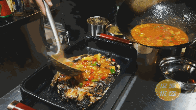 烤全鱼|新增几款特色干锅，巴适！【美食】九襄公园壹号“一城一味烤鱼”有新动作