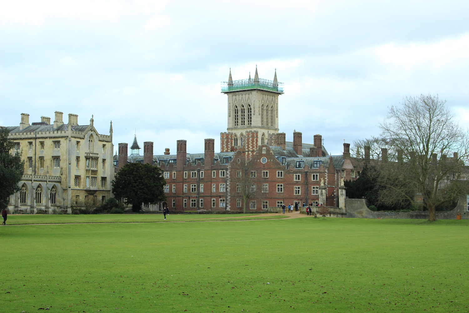2020年英国大学排名_2020英国最难进大学排名,这些大学的要求真的裂开了