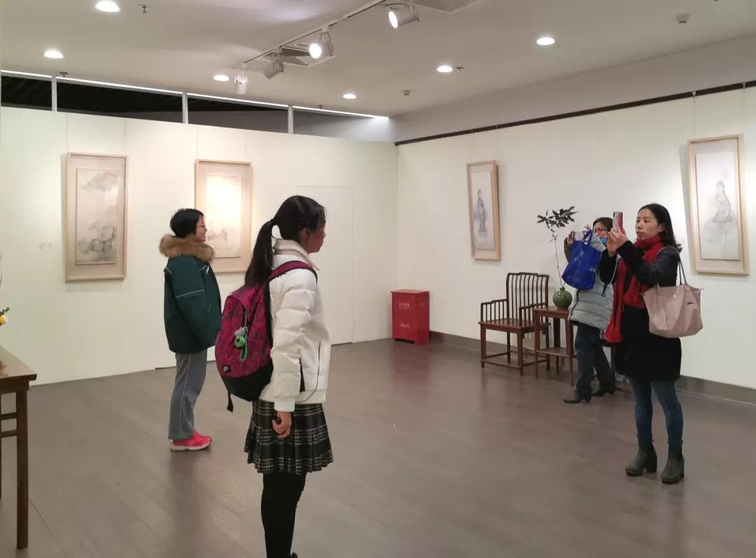 不倚宋扬作品展开幕现场