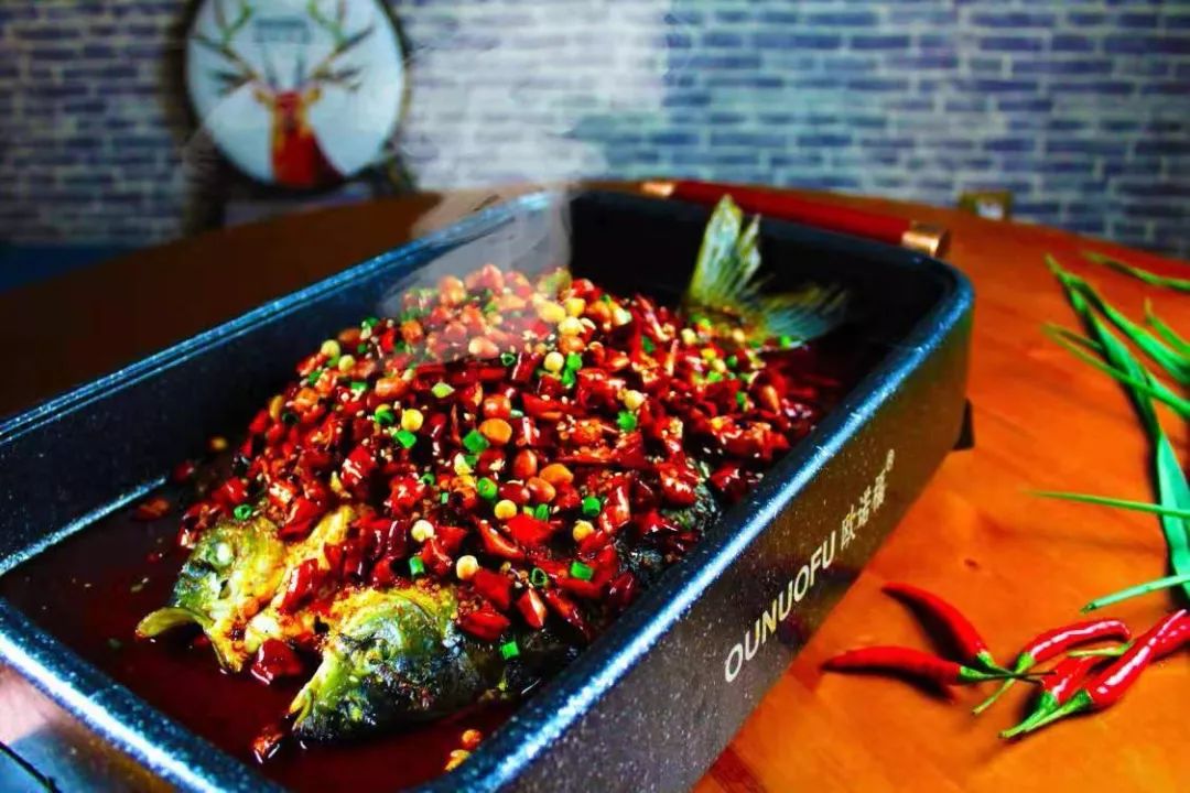 烤全鱼|新增几款特色干锅，巴适！【美食】九襄公园壹号“一城一味烤鱼”有新动作