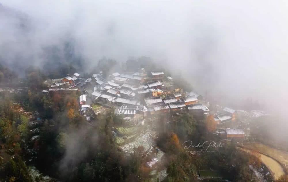 雪洞怎么搭_雪洞怎么画简单(2)