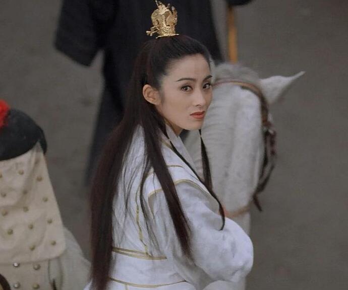 王晶将拍电影版倚天屠龙记 不再是原班人马男