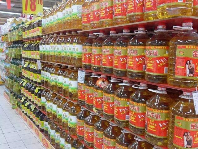 超市里怎么挑选食用油 30b2e35fd2ec43558b99725897d39ae8.jpeg