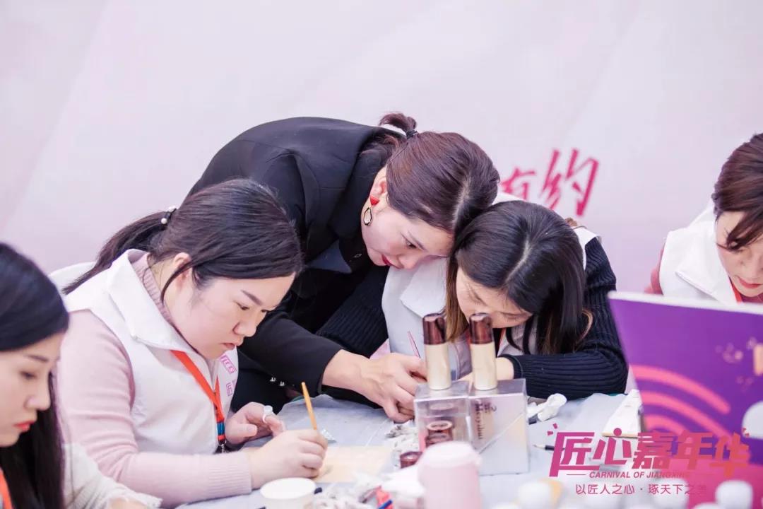 点击进入看图评论