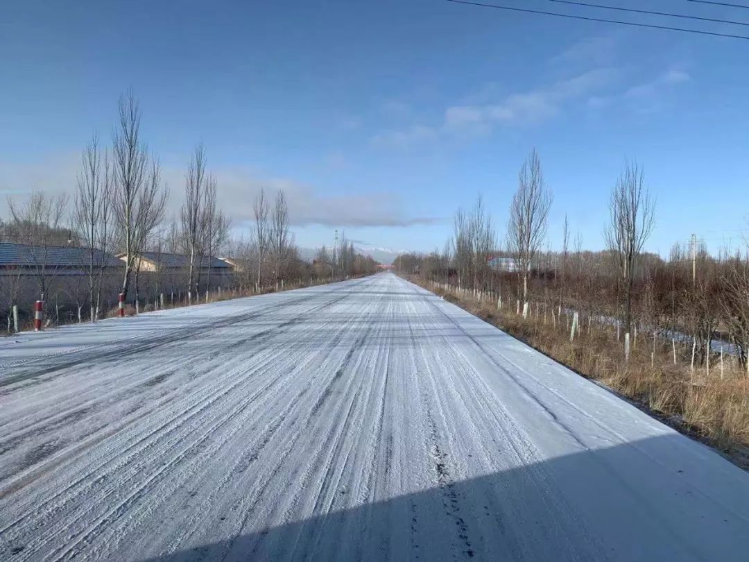 青海这些路段积雪,结冰,请谨慎驾驶!_路面