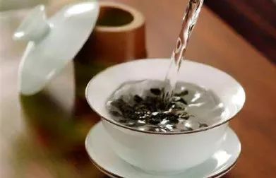 如何正确冲泡龙井茶 77ed920aa800402d85bd3001af8bc8c4.jpeg