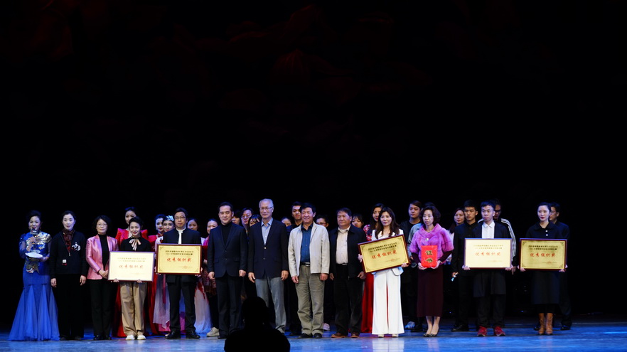 校园音乐大赛主办方 8340ec7fda144f7283c457a7b7821680.jpeg