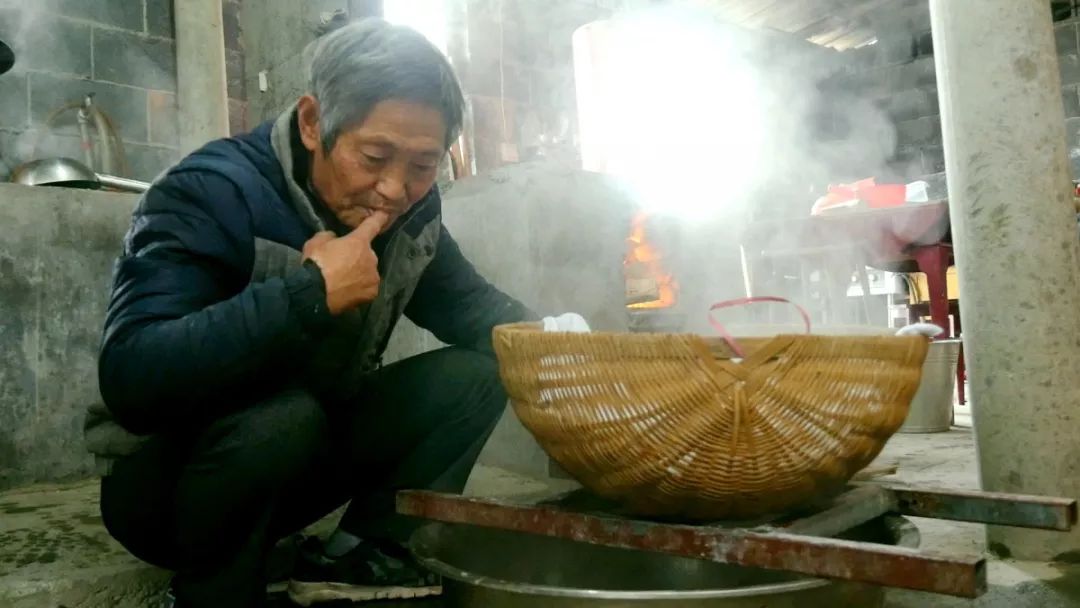 哪些人不能吃黄连 8ab45800c2bb48a2b1f8efaaa98db04c.jpeg