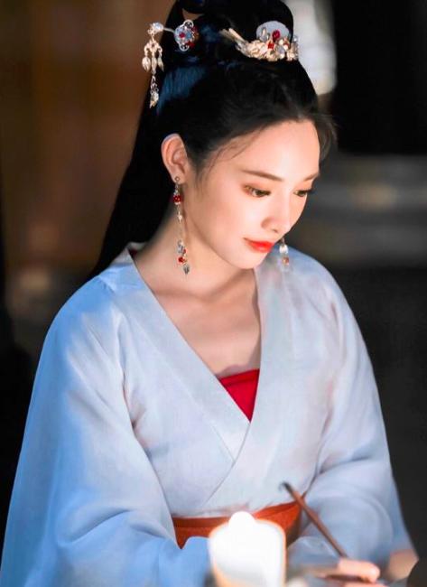 女星古装造型有多美宋祖儿像画中走出来的仙女董璇颇有韵味
