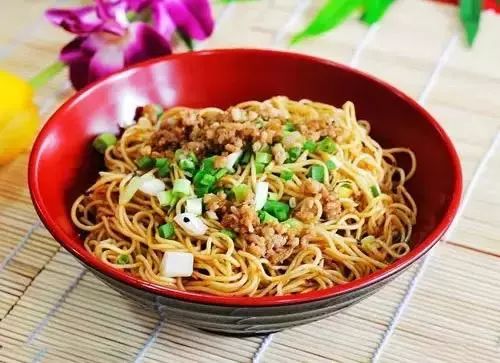 挂面怎么做好吃简单拌面 cfa5da44d8434e5eaacab7270c23aa24.jpeg