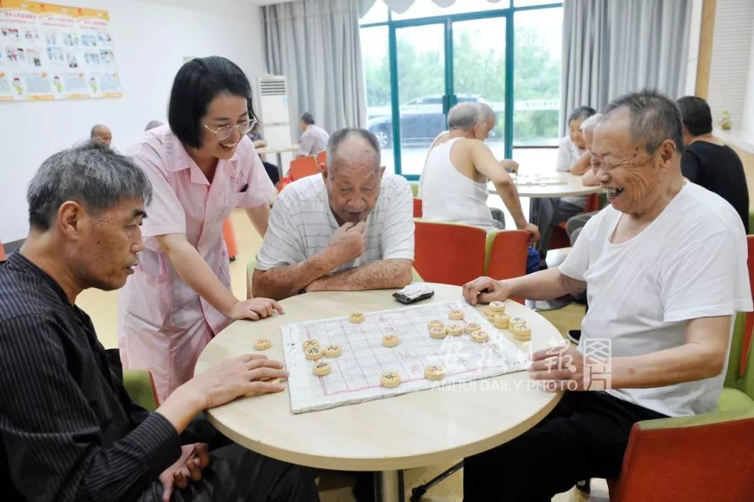 安徽连续15年提高企业退休人员基本养老金医保基本覆盖全民