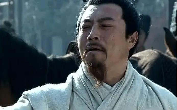 许攸  