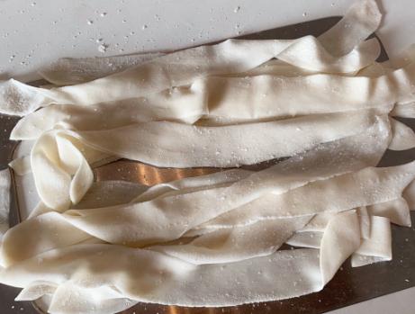 油泼面做法大全不辣的 043cf1d1352b4d798d9f8ed42a205537.jpeg