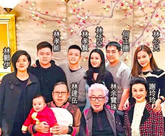 她曾一句话骂走王祖贤,93岁叼烟庆生,今坐私人