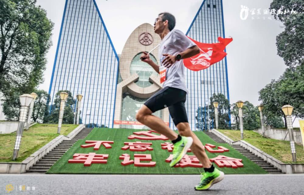 五粮液占宜宾的GDP多少_宜宾五粮液(2)