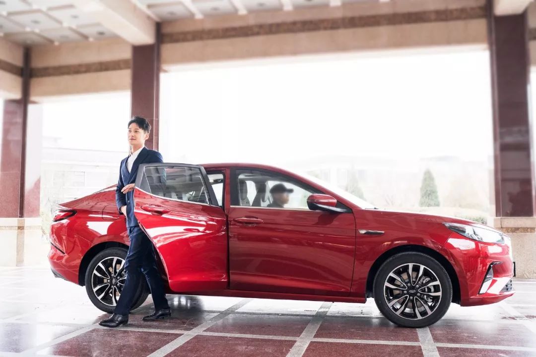 陈宝国、姚晨、黄景瑜、郑爽…2019《国剧盛