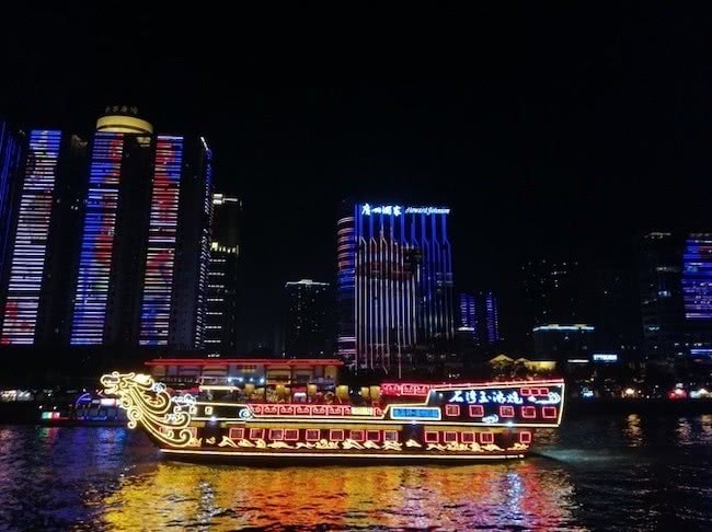 广州夜经济总量_广州上海经济对比