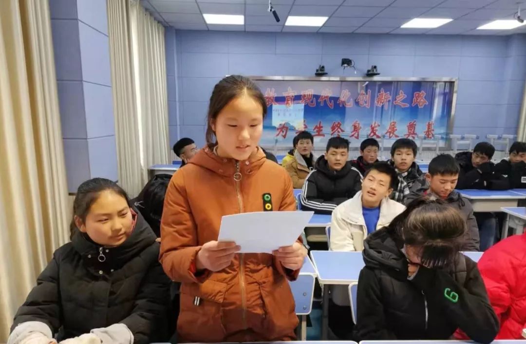 【共青工作】泗县各校团委组织学习贯彻十九届四中全会精神