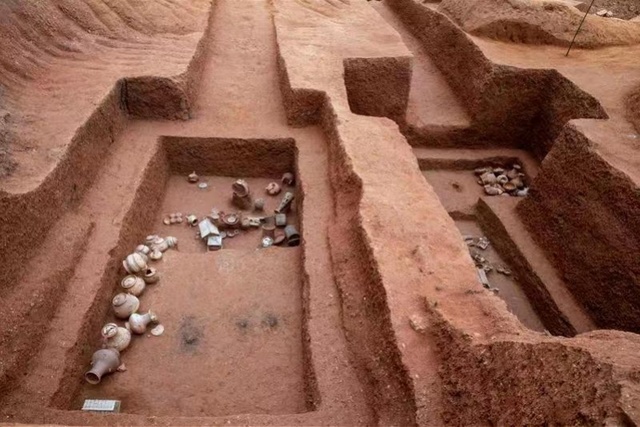 ?重磅考古发现！广州横枝岗再发掘57座墓葬，汉夫妻合葬墓现身