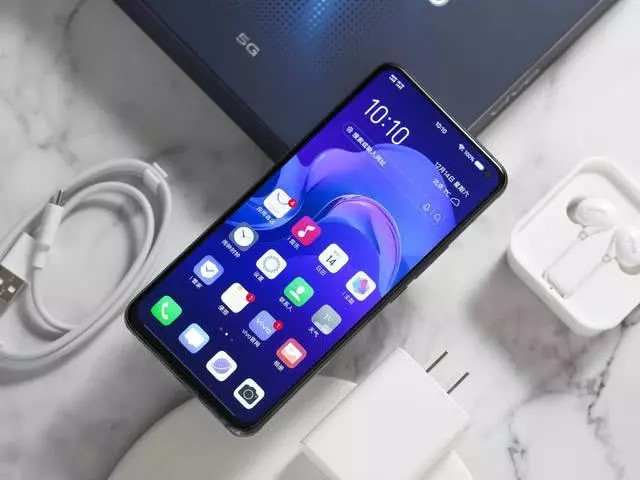 原创 vivo x30 pro好用吗?用真实的上手体验,告诉你它到底值不值