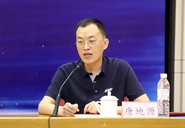 原创这仨济南富二代已接班,一位是首富儿子,另一位很多人喝过他的酒