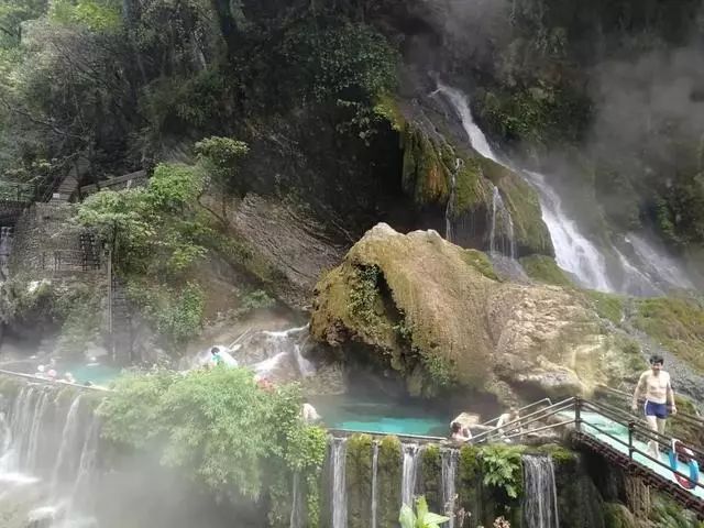 东川红土地,元谋土林,攀枝花 泸沽湖,西昌螺髻山99里温泉环线自驾6