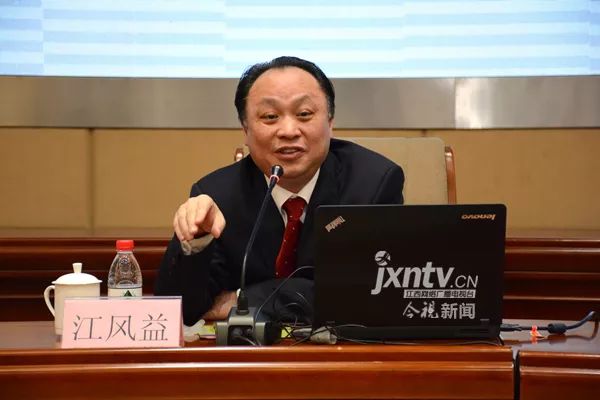 江风益他是"中国硅基发光之父"他是南昌大学副校长他是晶能光电联合