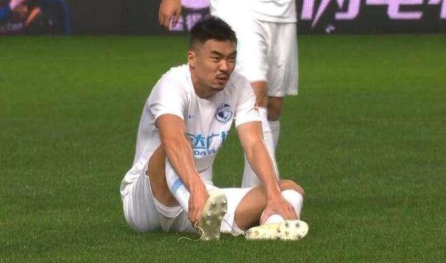 〖本泽马：追上那个被寄予厚望的自己本泽马图片〗