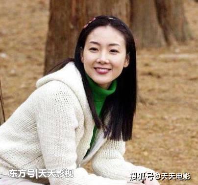 「高龄产妇」44岁的崔智友宣布已怀孕预计明年5月做妈妈