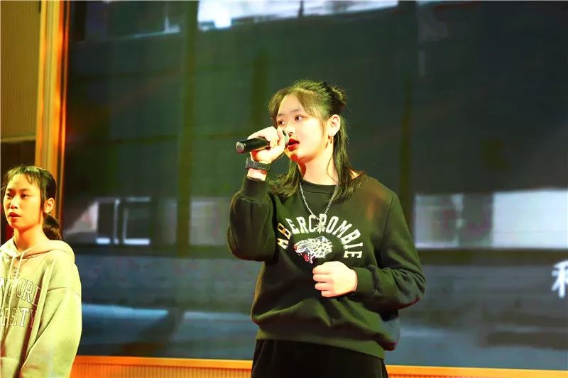 年少有为尤克里里简谱_尤克里里小星星简谱