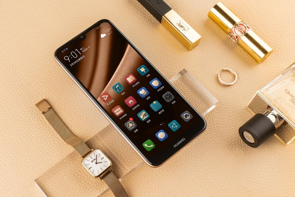 华为大屏手机壳 2443d9f340d1461c8ac0785c8f5bd59e.jpeg