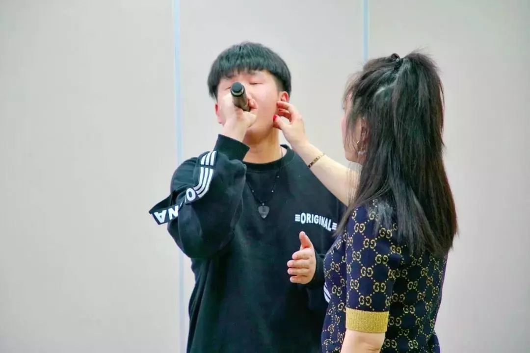 沃是音雄 艺人是如何养成的 看看 5G明星训练营 里的他们就知道了