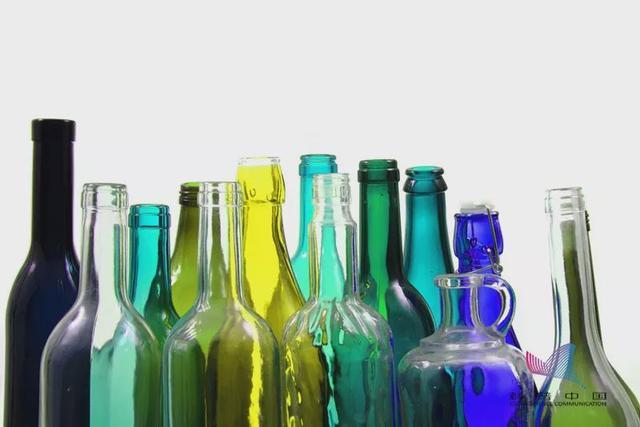 为什么啤酒瓶大多是绿色的，不能做成透明的吗？真相来了