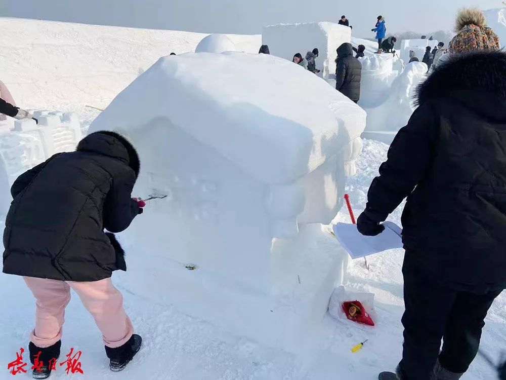 "雪韵春城·筑梦冬奥" 千人一起做雪雕,看长春小伙伴如何玩雪