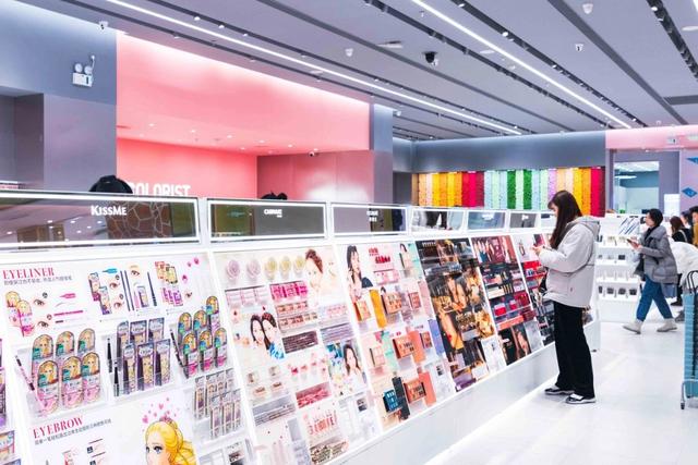 大型彩妆集合店THE COLORIST入驻沈阳,产品免费试!快去!