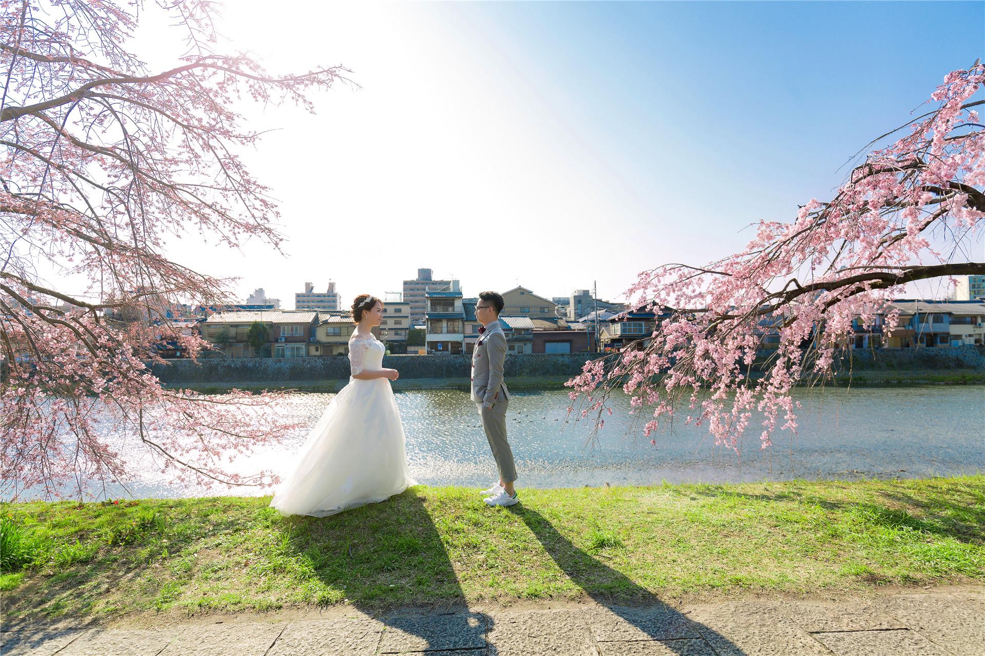 日本旅拍婚纱照_日本动漫