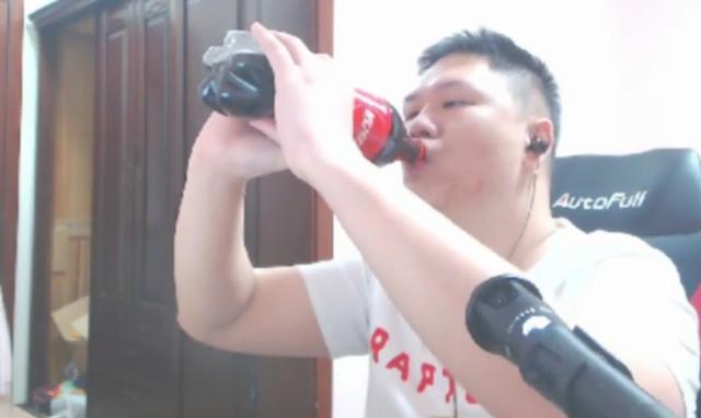 79393ee2baad4c089b0f7716eaf0efcb.jpeg
