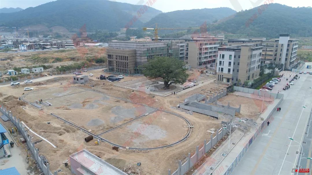 【小编探校】西安小学分校东园校区:学校操场已展露雏形