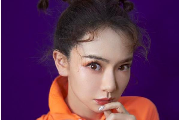 怎样才能做明星 9500278de3b84f169ad3f8c8ba554335.jpeg